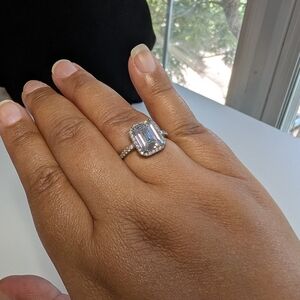 Elegant Silver Women's Ring